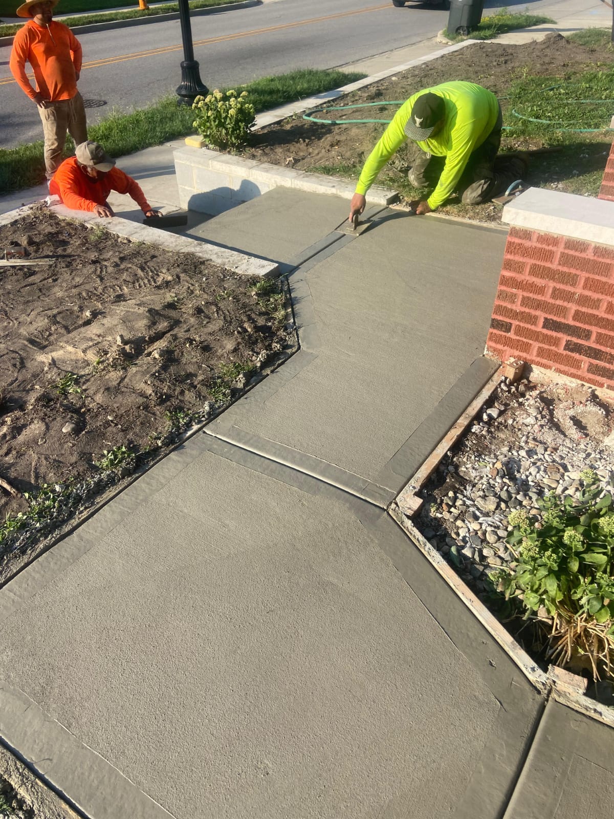 Driveways, Patios & Walkways